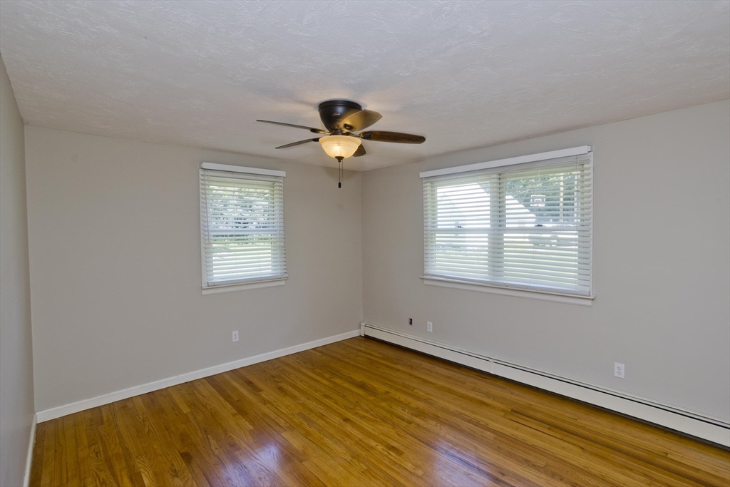 37 Cooper Road Northbridge, MA 01534 - Photo 18 of 38 Gallery Image 18