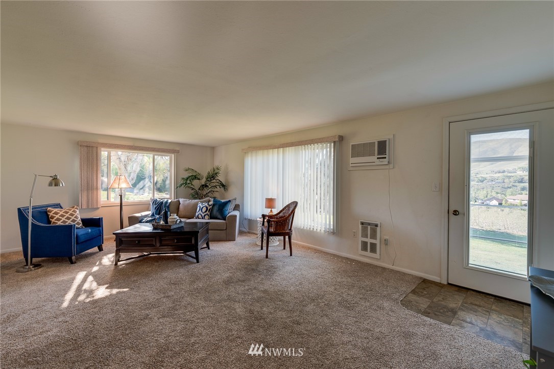 2000 Lower Monitor Road Wenatchee, WA 98801 - Photo 9 of 23 Gallery Image 9