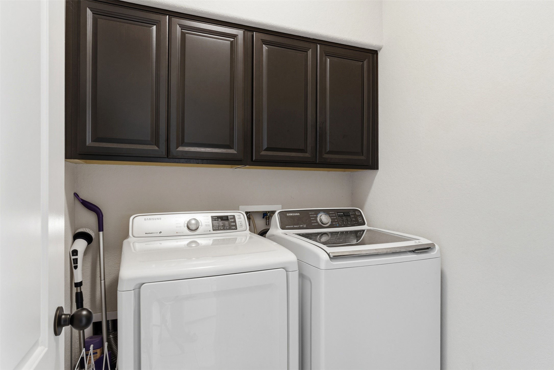 2409 Muzzie Lane Leander, TX 78641 - Photo 25 of 33 a utility room with dryer and washer