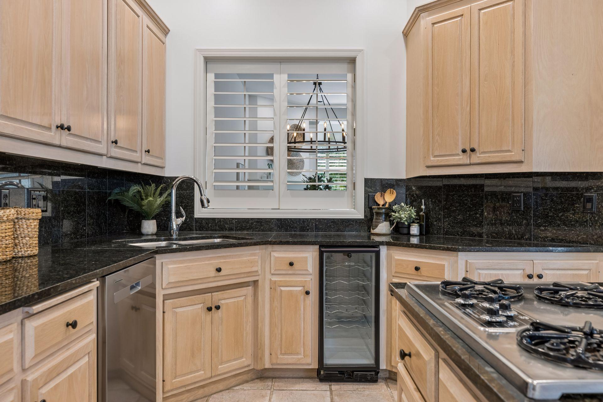 7238 Lewis Ridge Parkway Edina, MN 55439 - Photo 12 of 36 Gallery Image 12