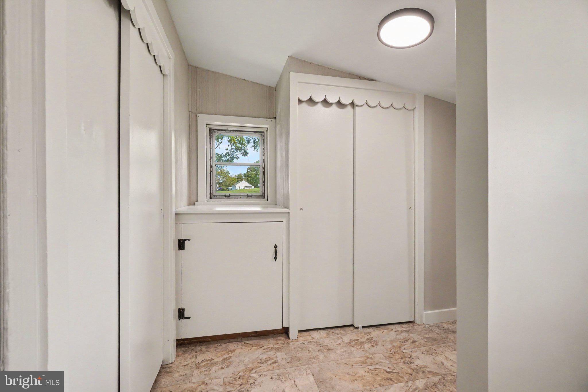 731 Range End Road Dillsburg, PA 17019 - Photo 30 of 37 Bath and Laundry