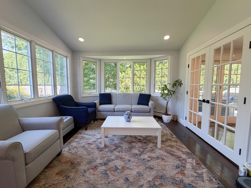 3 Sprague Road Wellesley, MA 02481 - Photo 11 of 33