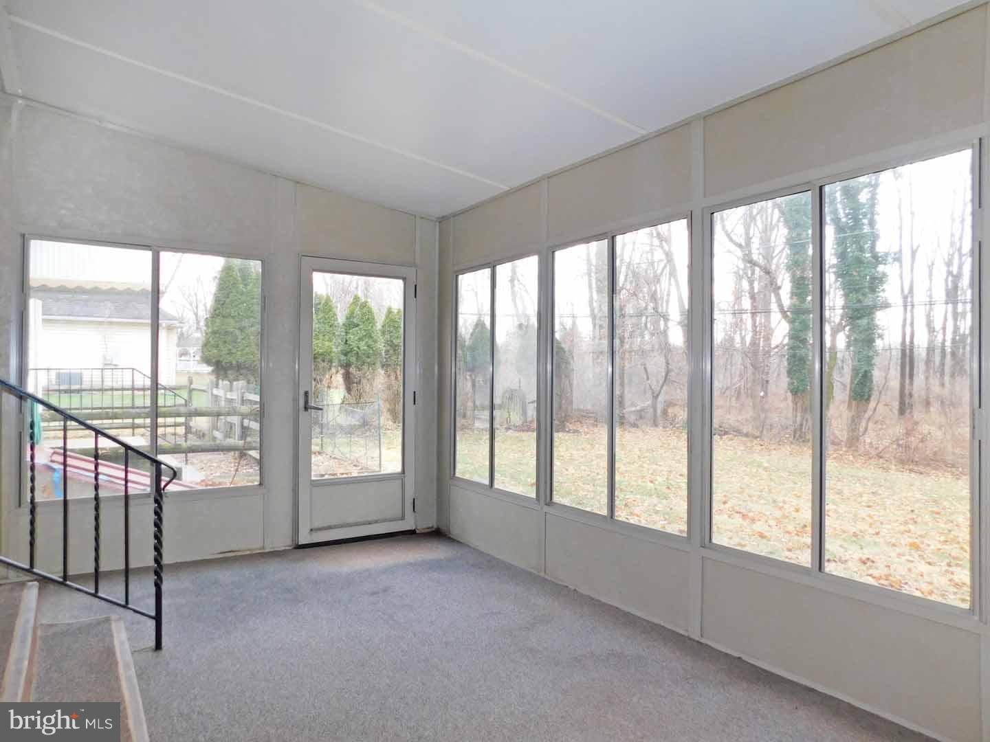926 Bent Road Hatfield, PA 19440 - Photo 19 of 24 Enclosed Porch