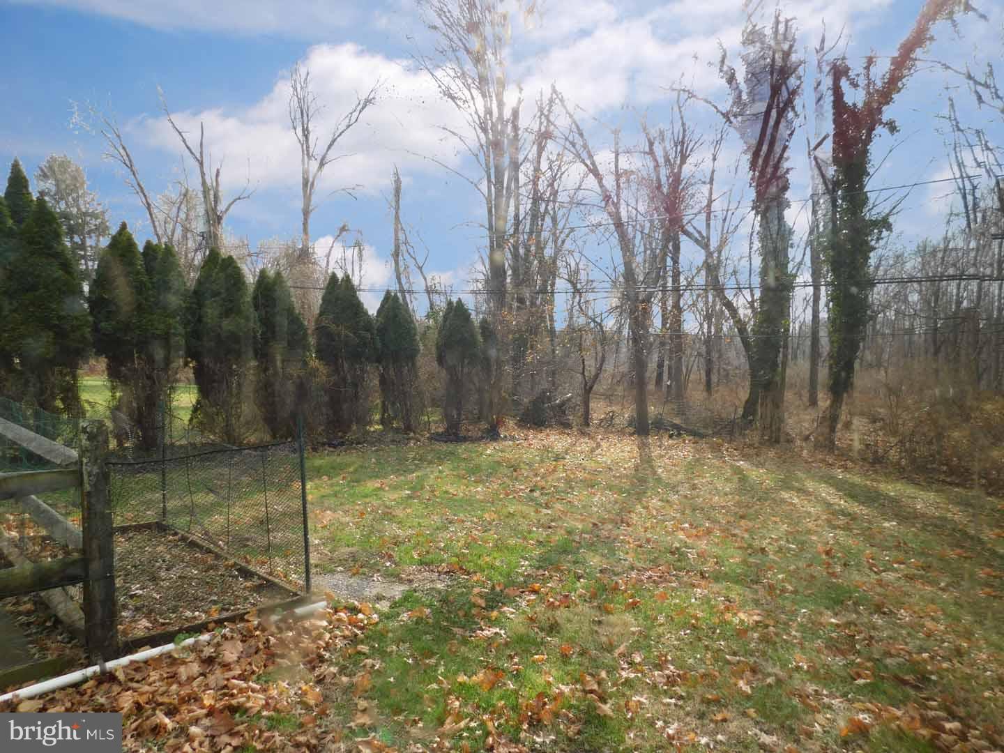 926 Bent Road Hatfield, PA 19440 - Photo 21 of 24 Rear Yard backs to Open Space