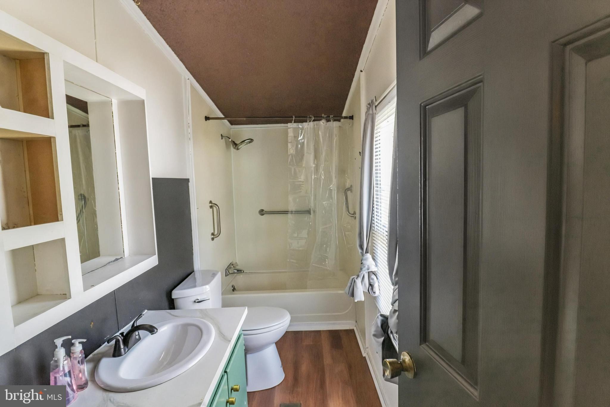 345 Jacobs Loop Bear, DE 19701 - Photo 16 of 19 master bathroom