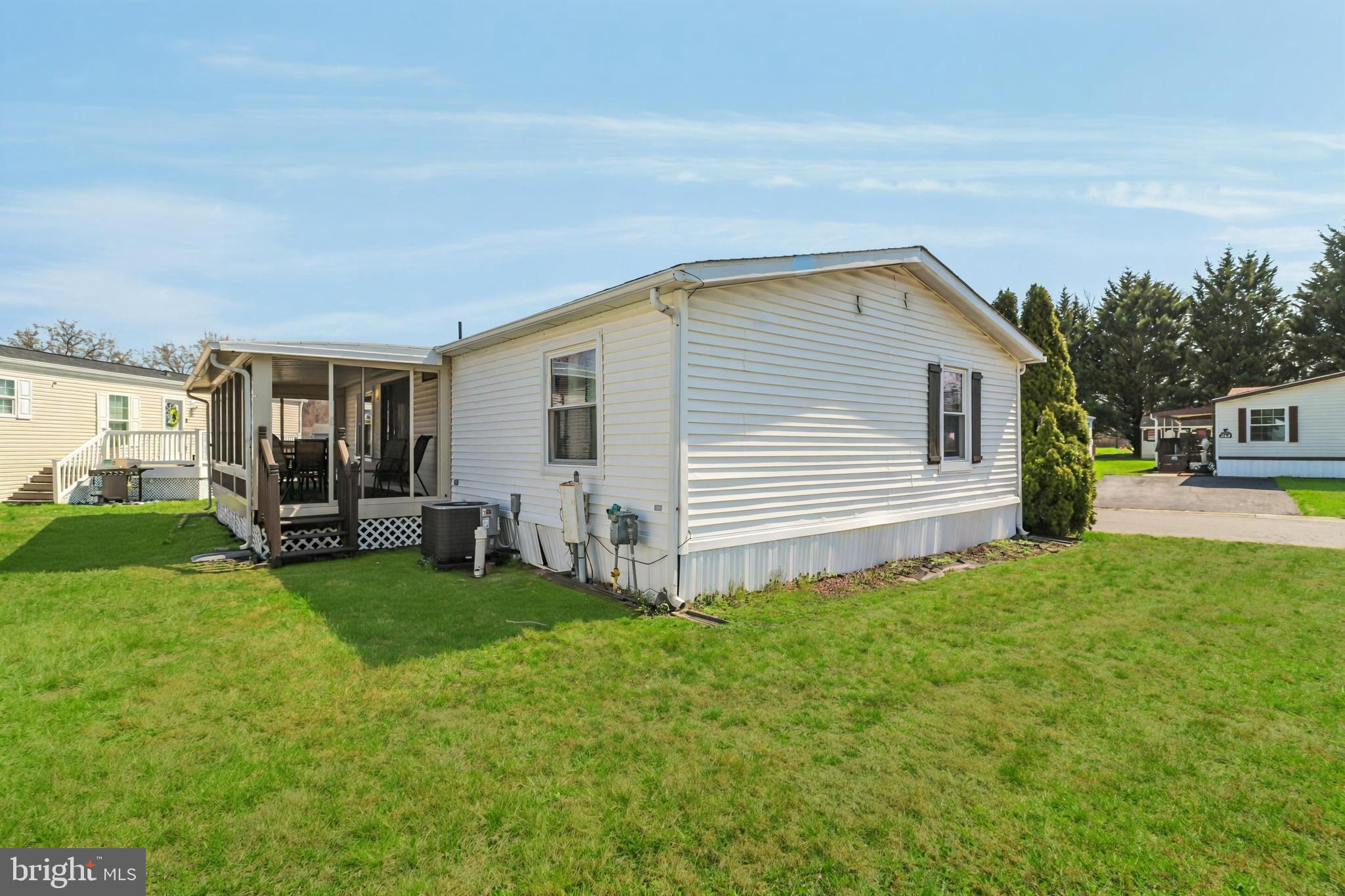 345 Jacobs Loop Bear, DE 19701 - Photo 7 of 19 left side of home