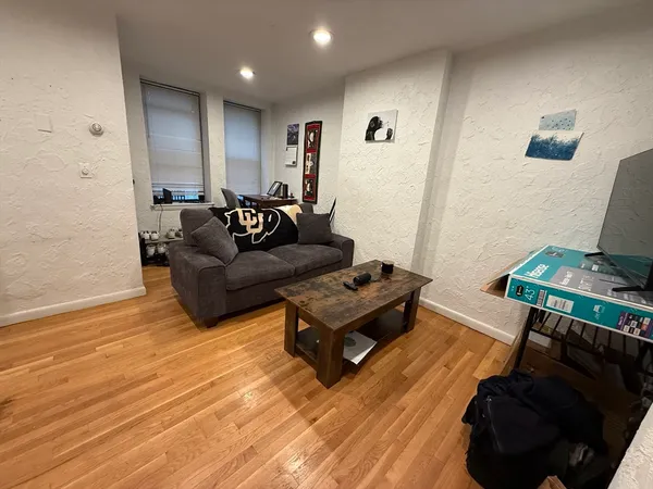 $2,450 | 58 Prince Street, Unit 5, Boston, MA 02113