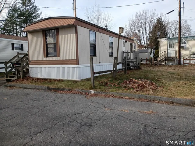 $79,900 | 6 5th Avenue, Shelton, CT 06484