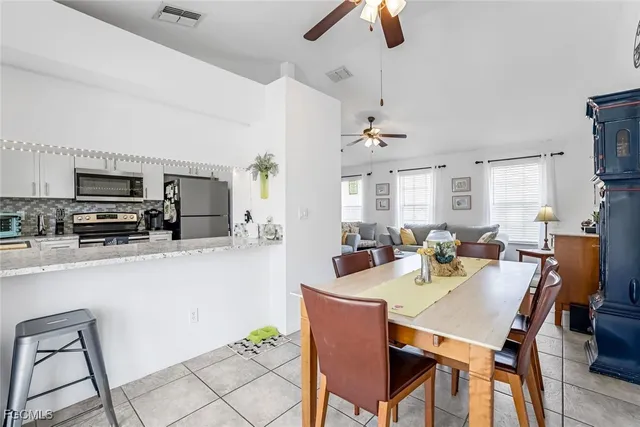 $1,850 | 3518 Southwest 8th Court, Cape Coral, FL 33914