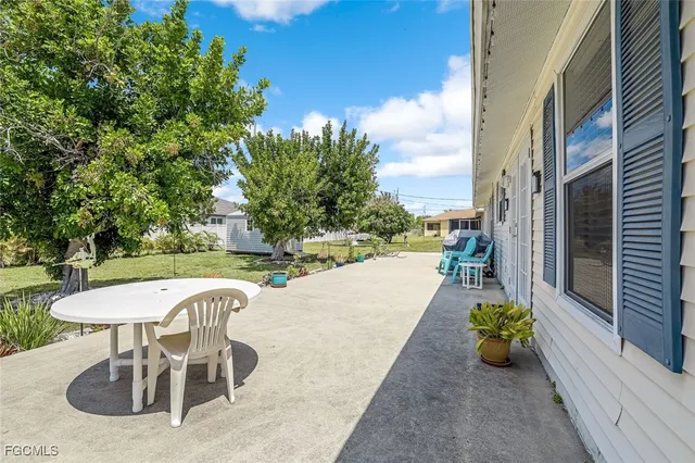 $1,850 | 3518 Southwest 8th Court, Cape Coral, FL 33914