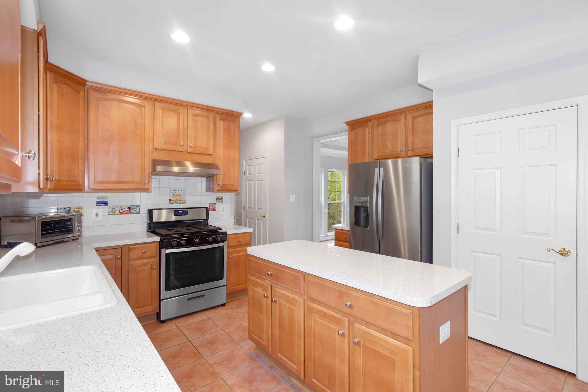 11025 Country Club Road New Market, MD 21774 - Photo 14 of 52 Eat-In Kitchen