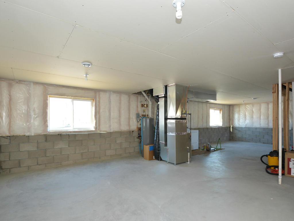 520 Moline Loop Northwest Isanti, MN 55040 - Photo 12 of 14 Gallery Image 12
