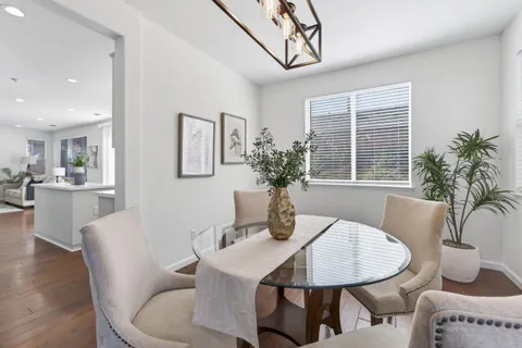 $1,089,000 | 2498 Turnberry Court, Brentwood, CA 94513