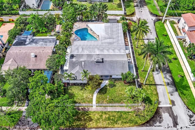 $975,000 | 4024 Jefferson Street, Hollywood, FL 33021