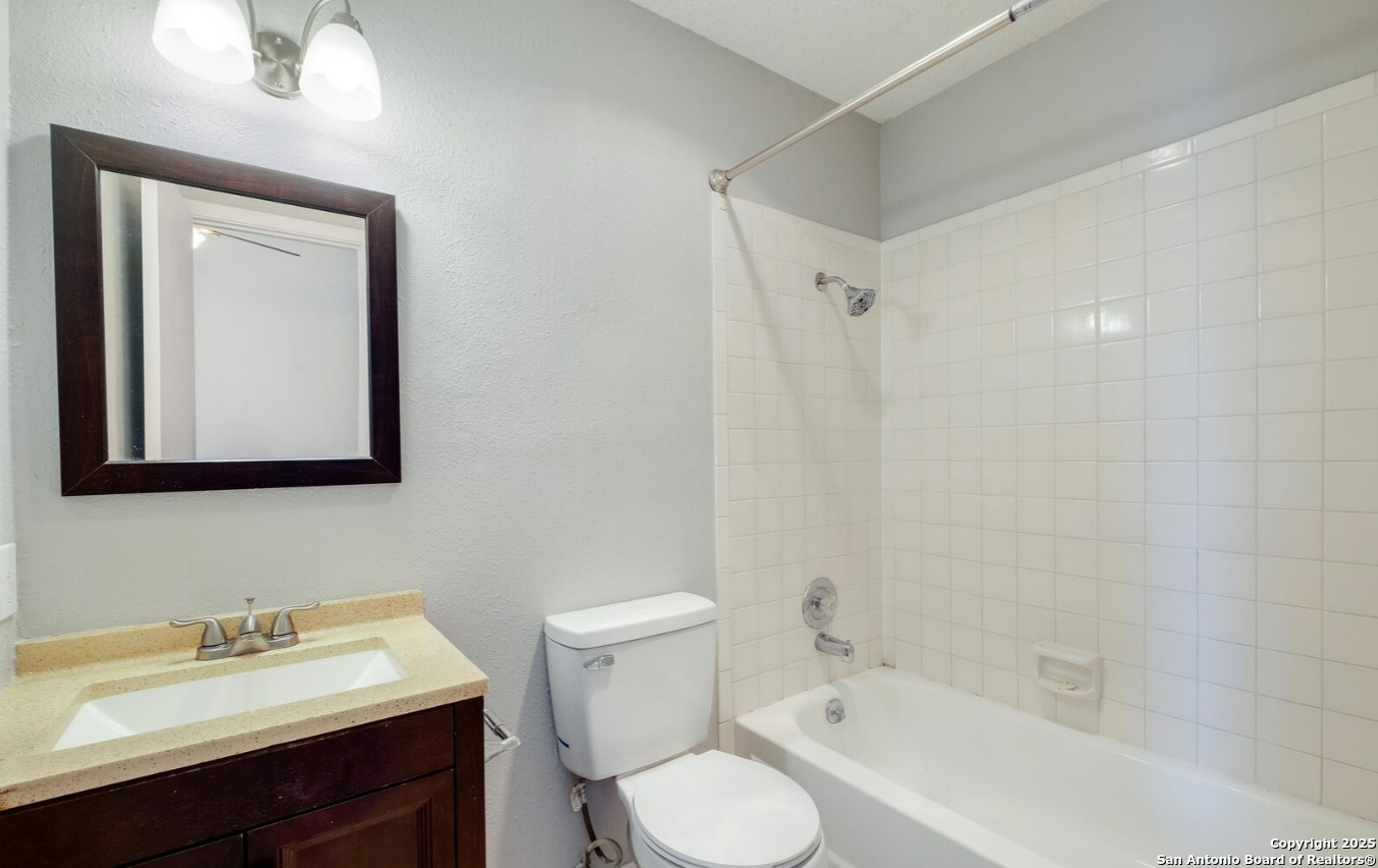 5806 Rue Royale San Antonio, TX 78240 - Photo 17 of 19