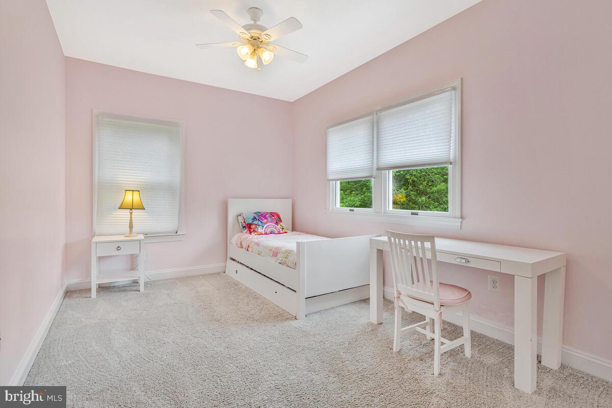 50333 Scotland Beach Road Scotland, MD 20687 - Photo 43 of 95 a living room with furniture and a window