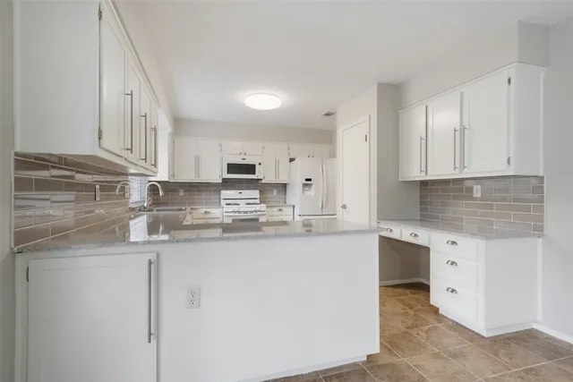 $2,400 | 12302 Eagle Rock Cove, Austin, TX 78750