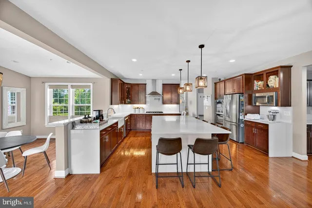 $1,399,999 | 5806 Toboggan Circle, Derwood, MD 20855