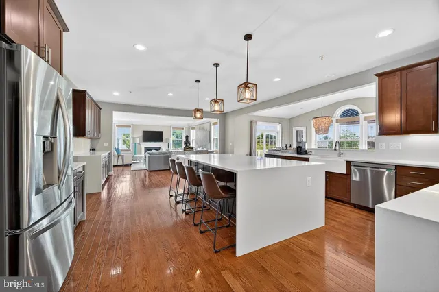 $1,399,999 | 5806 Toboggan Circle, Derwood, MD 20855