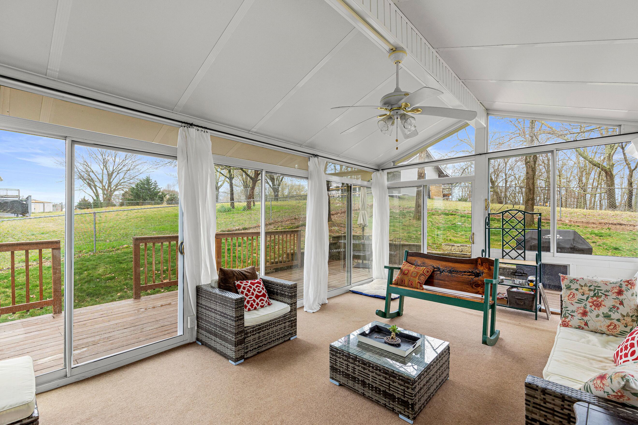 2110 Dallas Lake Road Soddy-Daisy, TN 37379 - Photo 15 of 31 sunroom