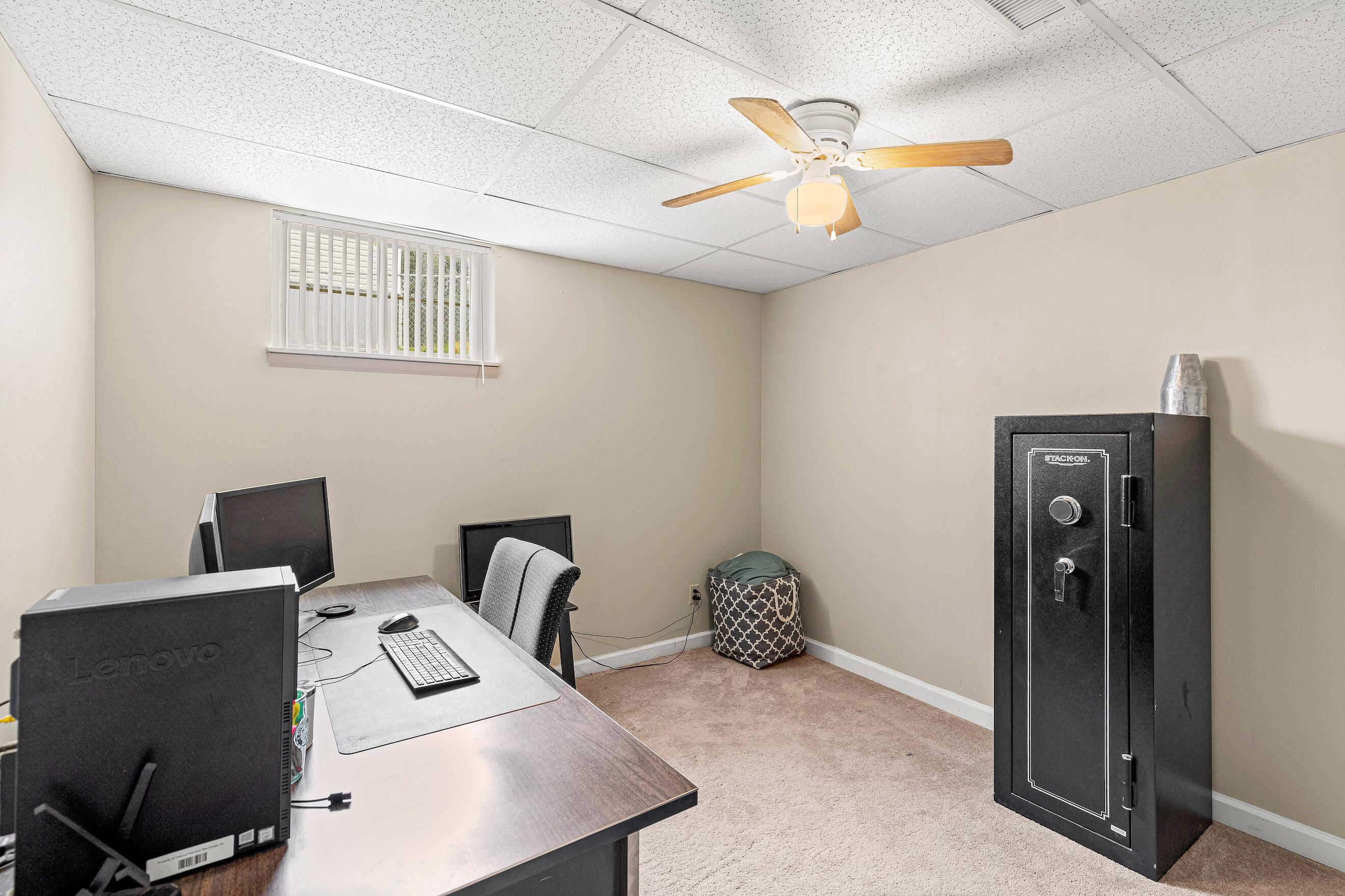 2110 Dallas Lake Road Soddy-Daisy, TN 37379 - Photo 27 of 31 office
