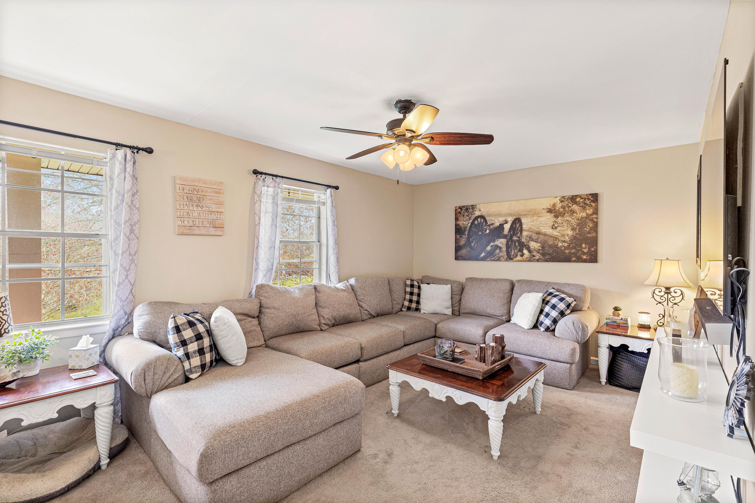 2110 Dallas Lake Road Soddy-Daisy, TN 37379 - Photo 5 of 31 living room 1