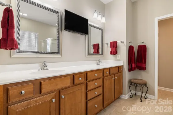 $569,000 | 2009 Maned Goose Court, Fort Mill, SC 29707
