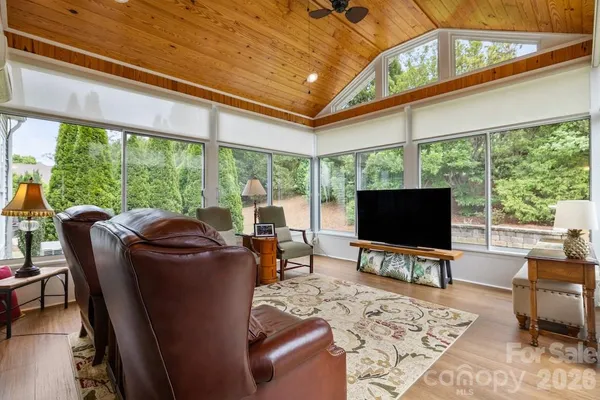 $569,000 | 2009 Maned Goose Court, Fort Mill, SC 29707
