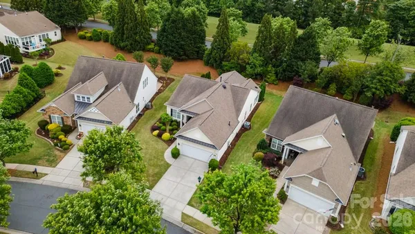 $569,000 | 2009 Maned Goose Court, Fort Mill, SC 29707