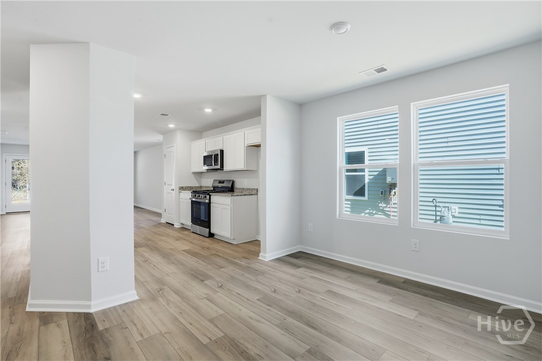 457 Waters Edge Way Hardeeville, SC 29927 - Photo 4 of 35