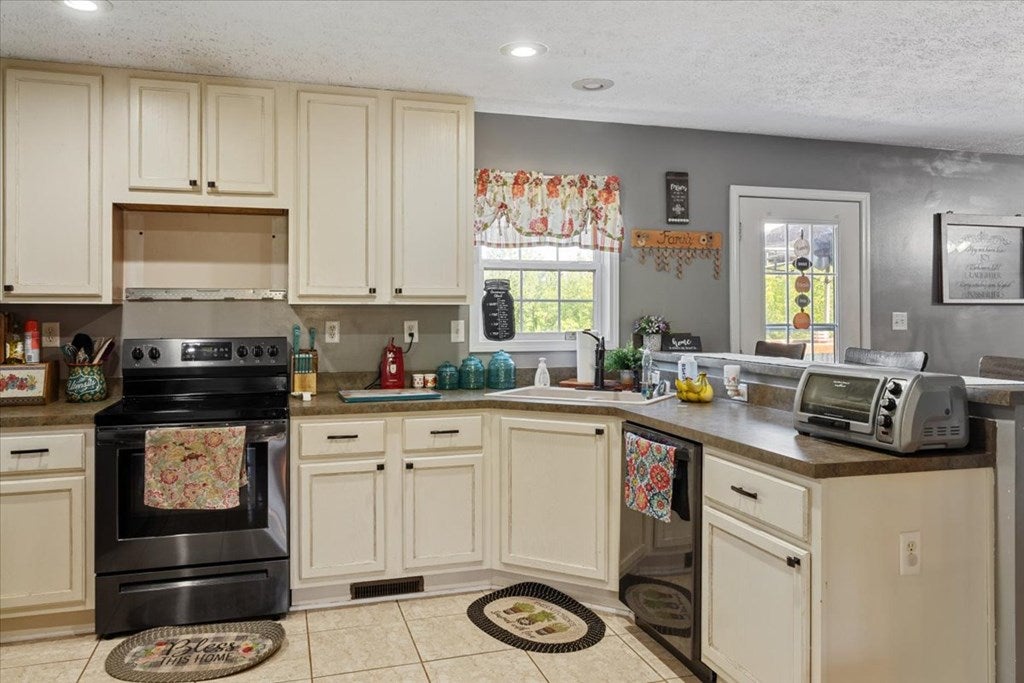 2362 Piney Grove Road Rice, VA 23966 - Photo 7 of 42 Gallery Image 7