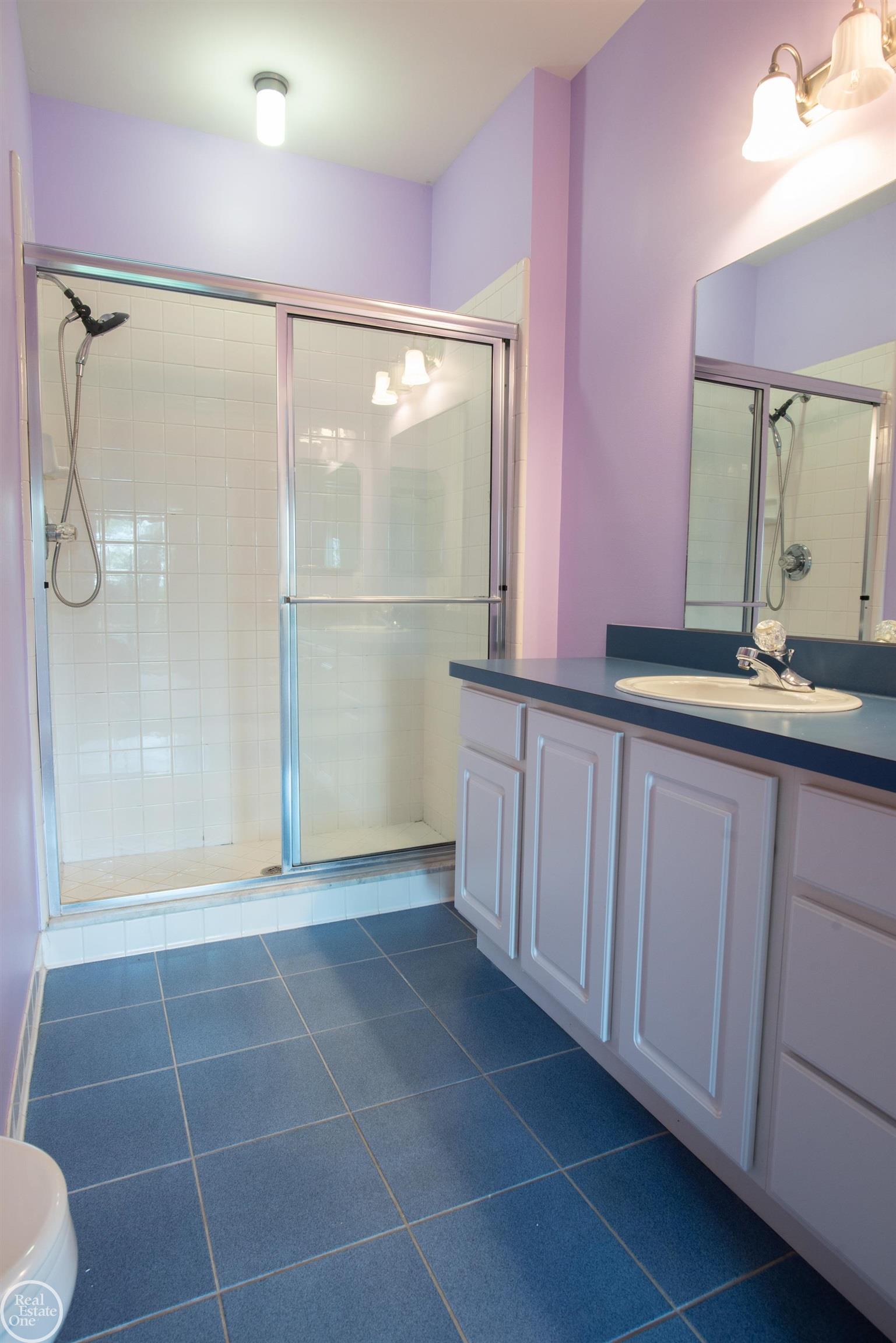 39178 Hayes Road Clinton Township, MI 48038 - Photo 13 of 30 50222693-AC630FED-C20A-40BB-9798-F99171AD55C6.JPG