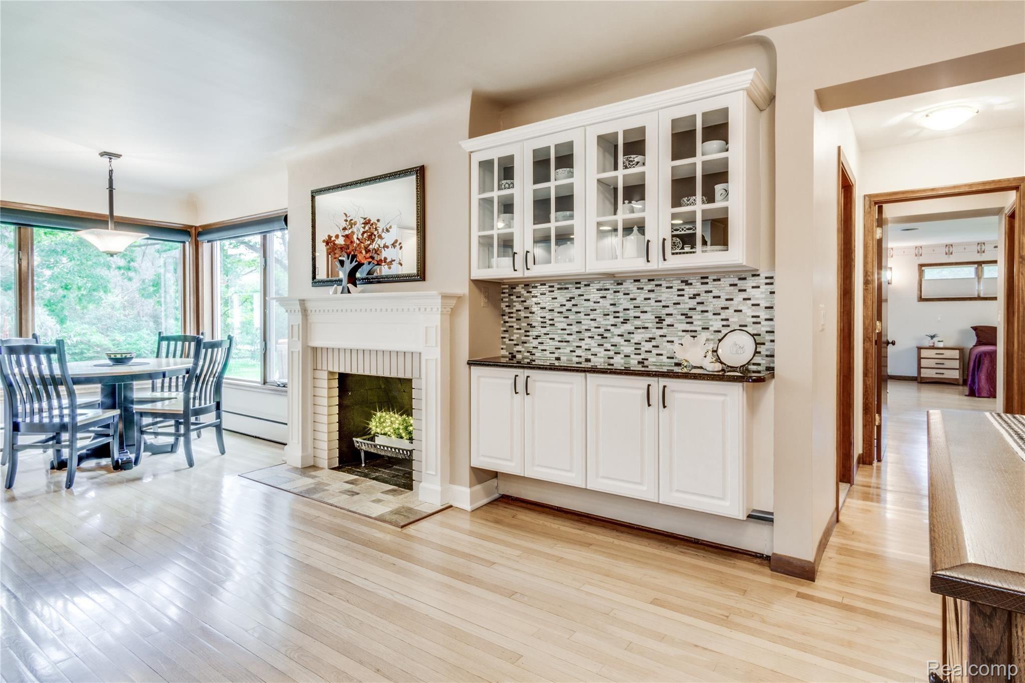 1820 North Livernois Road Rochester, MI 48306 - Photo 18 of 29 Interiors (15 of 46).jpg