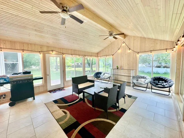 $3,800 | 1384 Marble Hill Drive, Lake Zurich, IL 60047