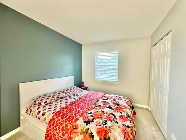 $3,800 | 1384 Marble Hill Drive, Lake Zurich, IL 60047