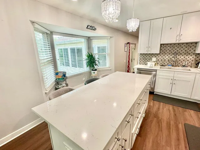 $3,800 | 1384 Marble Hill Drive, Lake Zurich, IL 60047