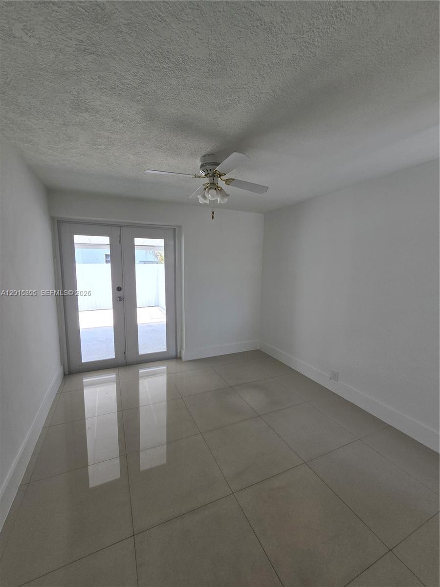 1417 West 40th Street Hialeah, FL 33012 - Photo 4 of 11