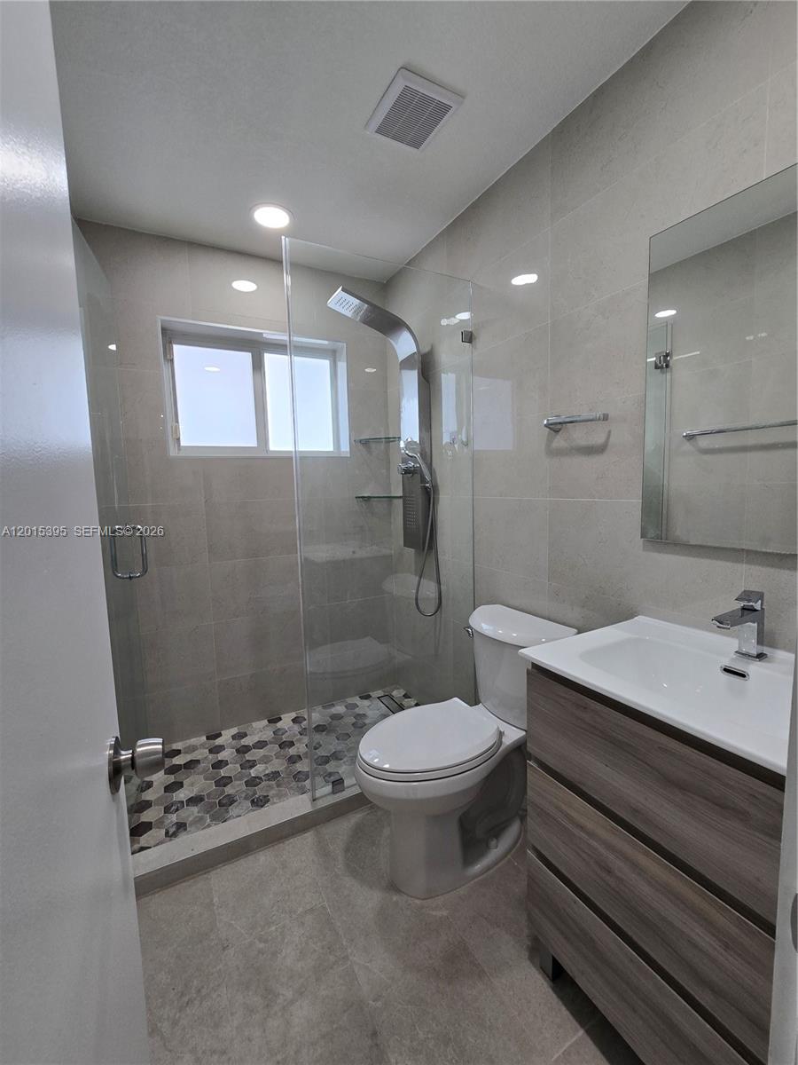 1417 West 40th Street Hialeah, FL 33012 - Photo 5 of 11