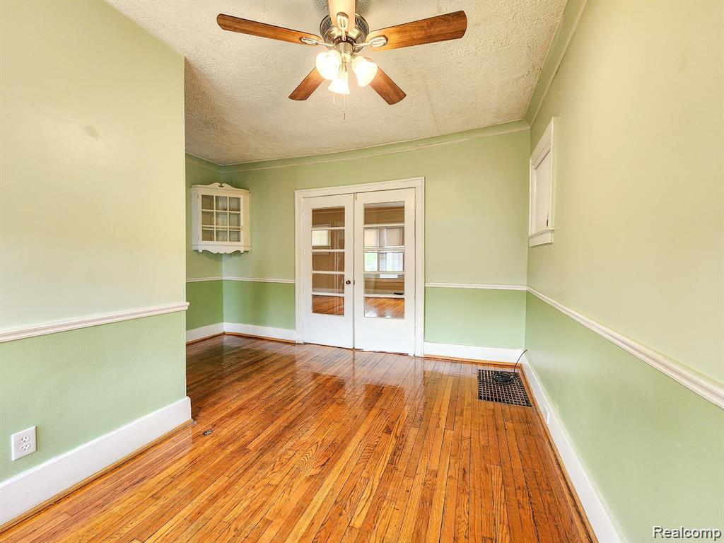 1612 Atkinson Street Detroit, MI 48206 - Photo 22 of 61