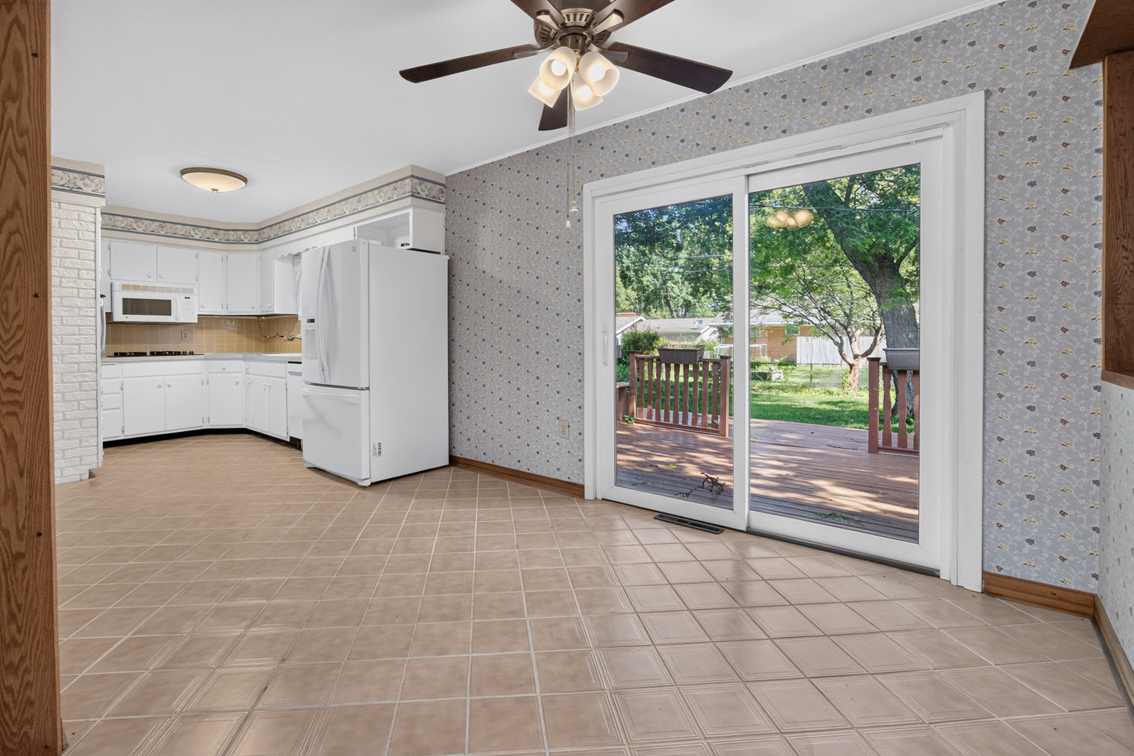 302 Belview Avenue Normal, IL 61761 - Photo 9 of 44