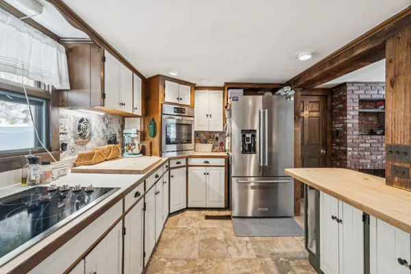 $715,000 | 311 Fairgrounds Road, Bradford, NH 03221