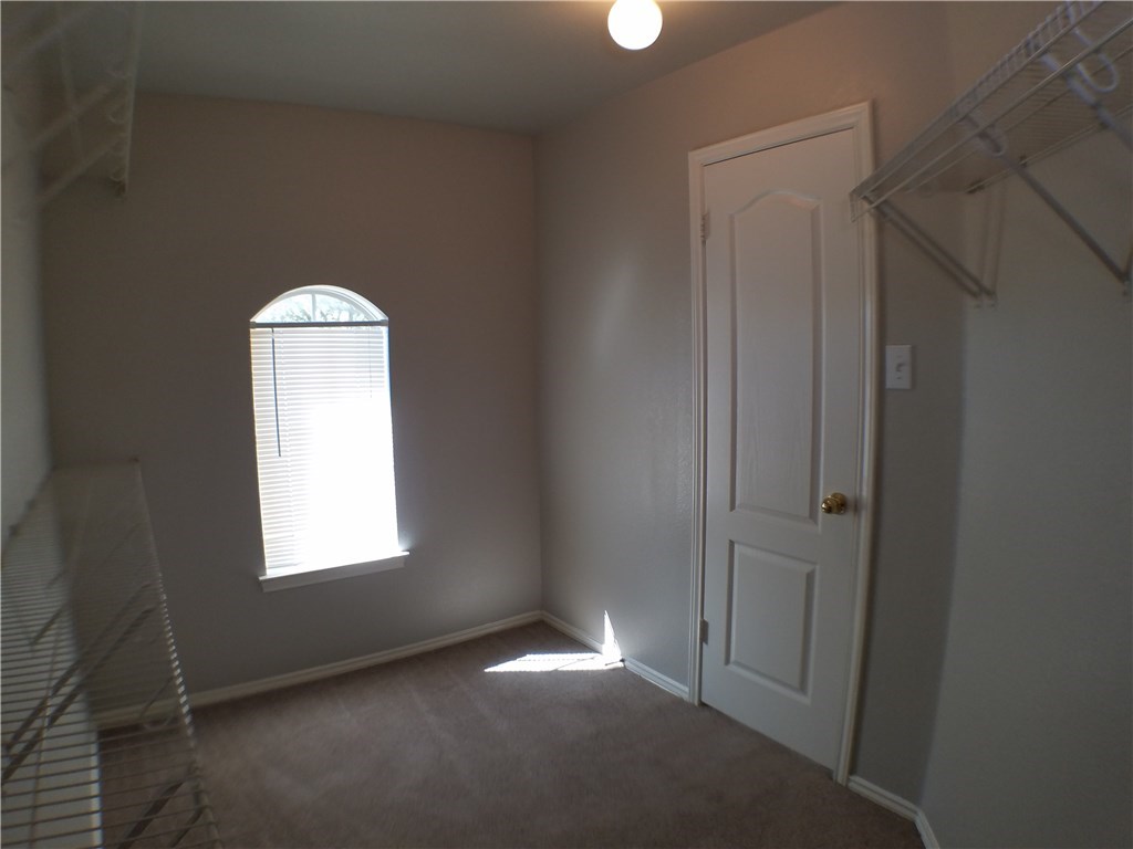 2208 Hayfield Square Pflugerville, TX 78660 - Photo 26 of 29 a view of empty room with window