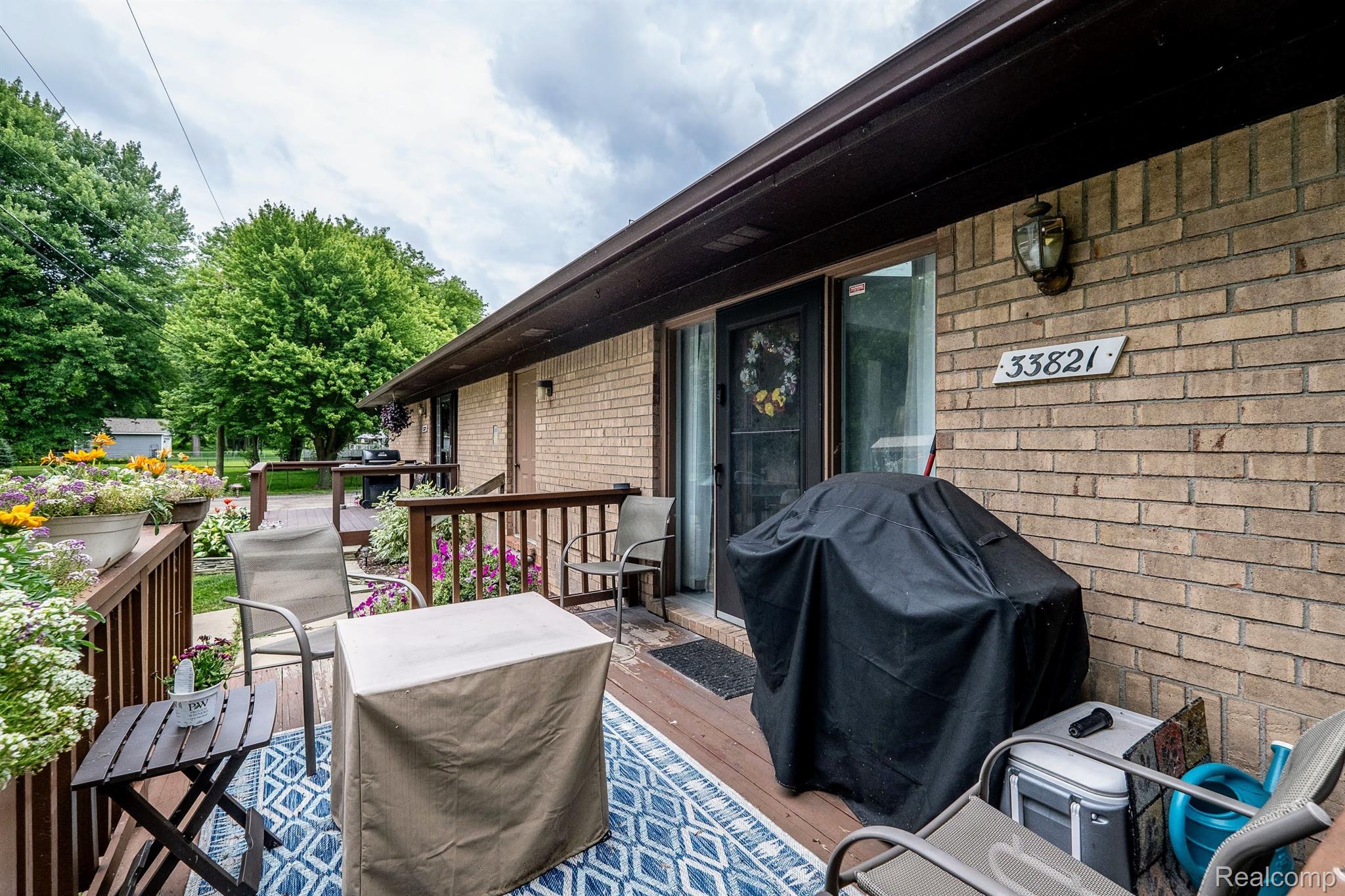 33821 Hooker Road New Baltimore, MI 48047 - Photo 5 of 30 Gallery Image 5