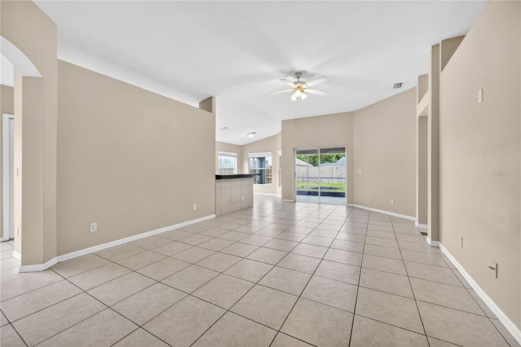 1461 Lake Shore Ranch Drive Seffner, FL 33584 - Photo 4 of 36