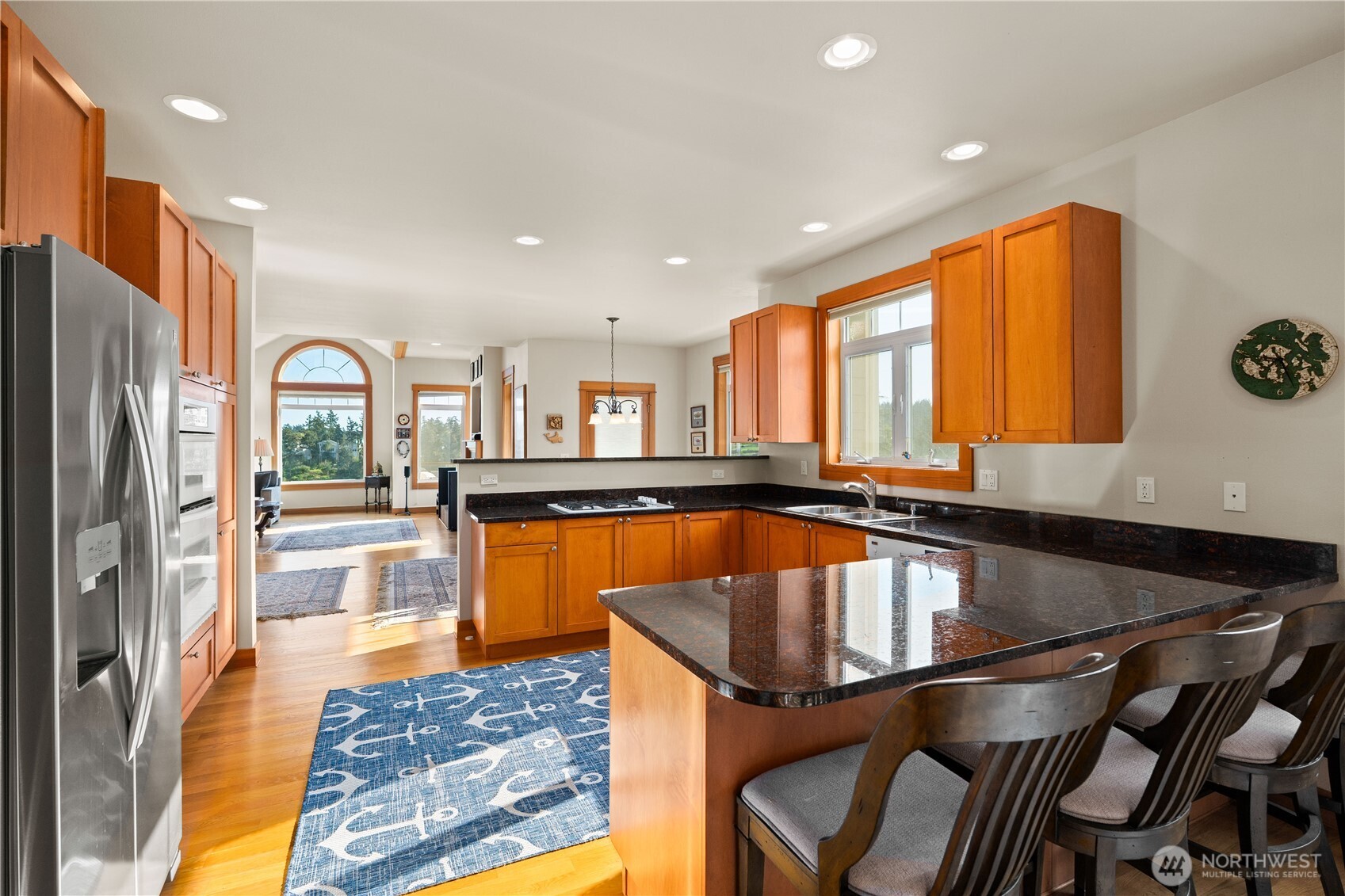 475 Perry Place, Unit 6 Friday Harbor, WA 98250 - Photo 3 of 30