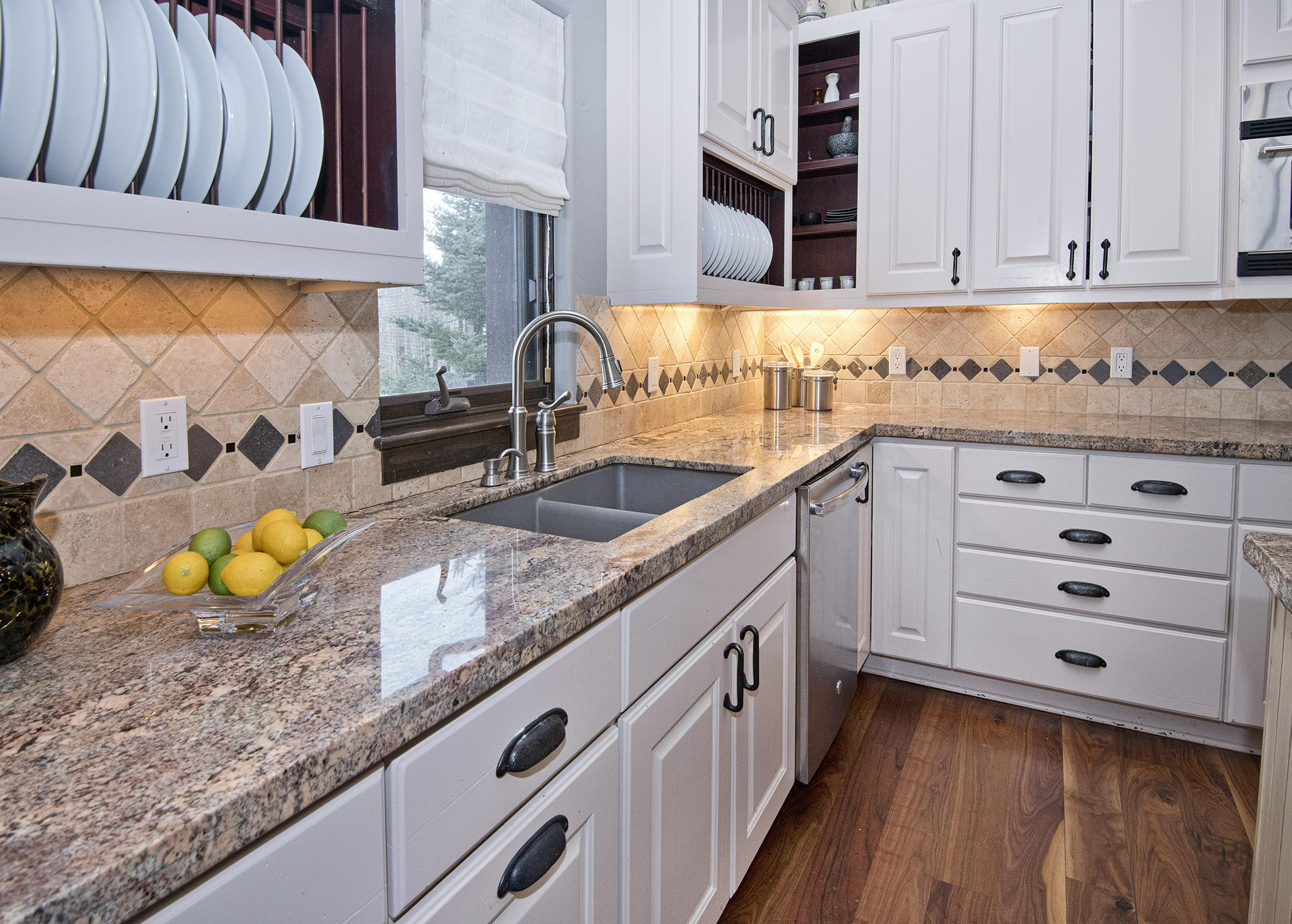 5691 Wildridge Road East Avon, CO 81620 - Photo 15 of 45 Ample kitchen storage