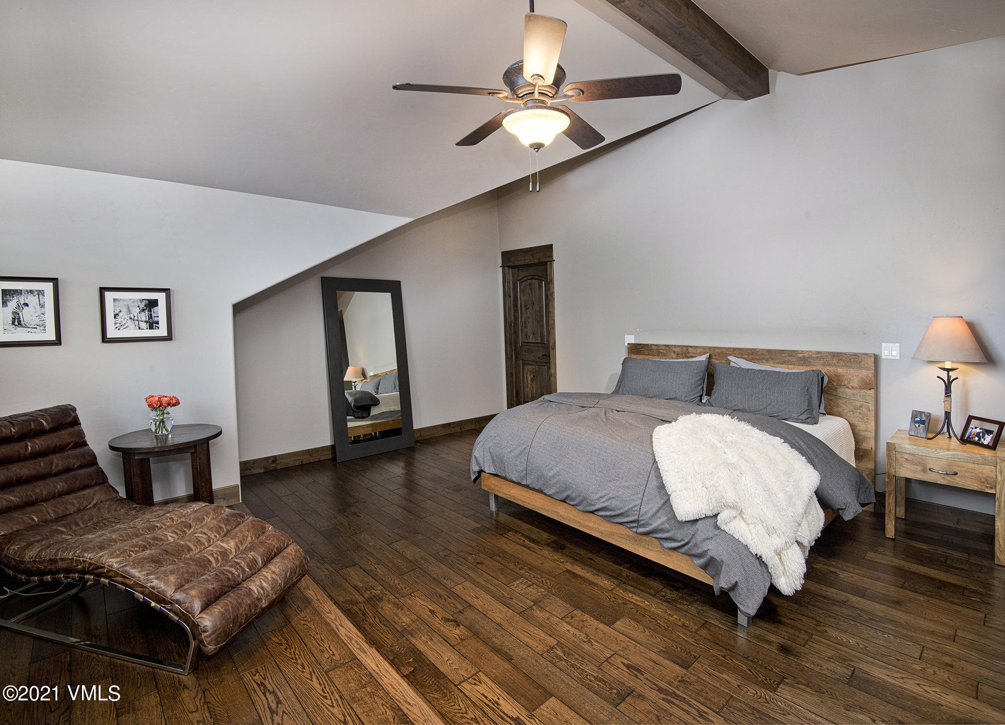 5691 Wildridge Road East Avon, CO 81620 - Photo 23 of 45 Oversized second floor master bedroom