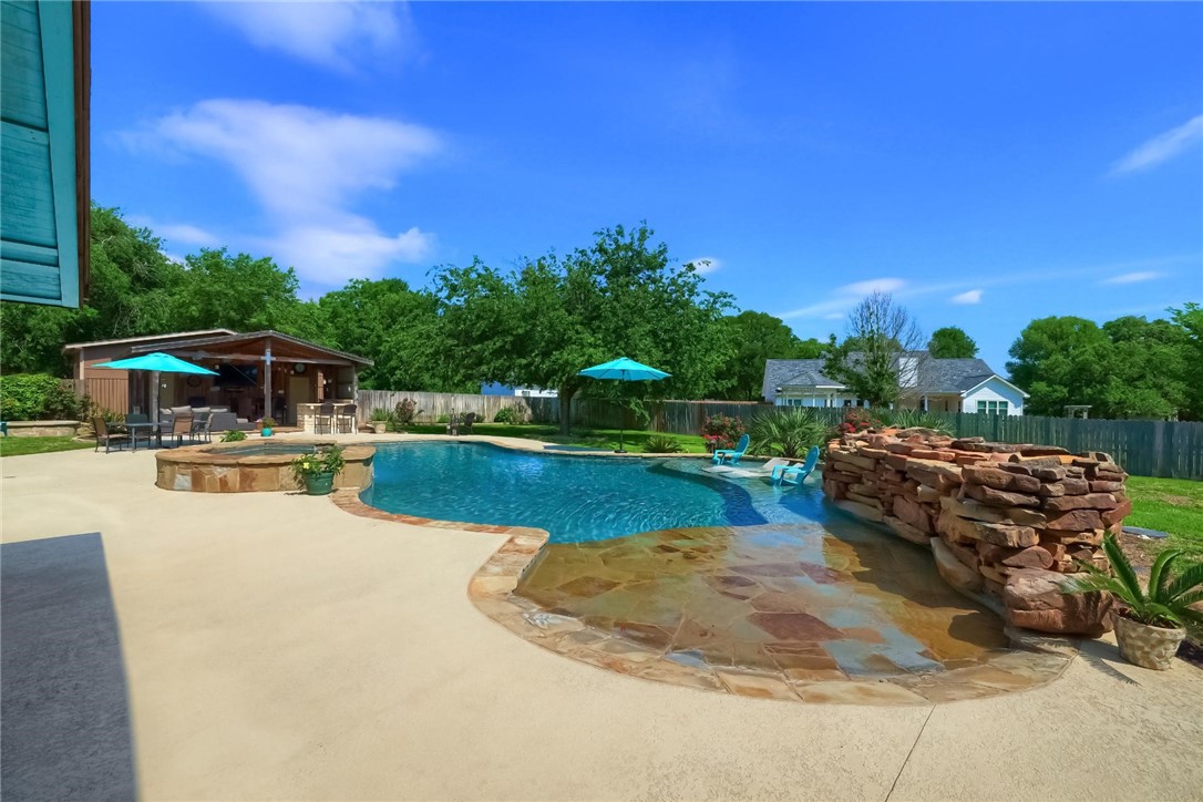 110 Spring Branch Bastrop, TX 78602 - Photo 1 of 1 Gallery Image 1