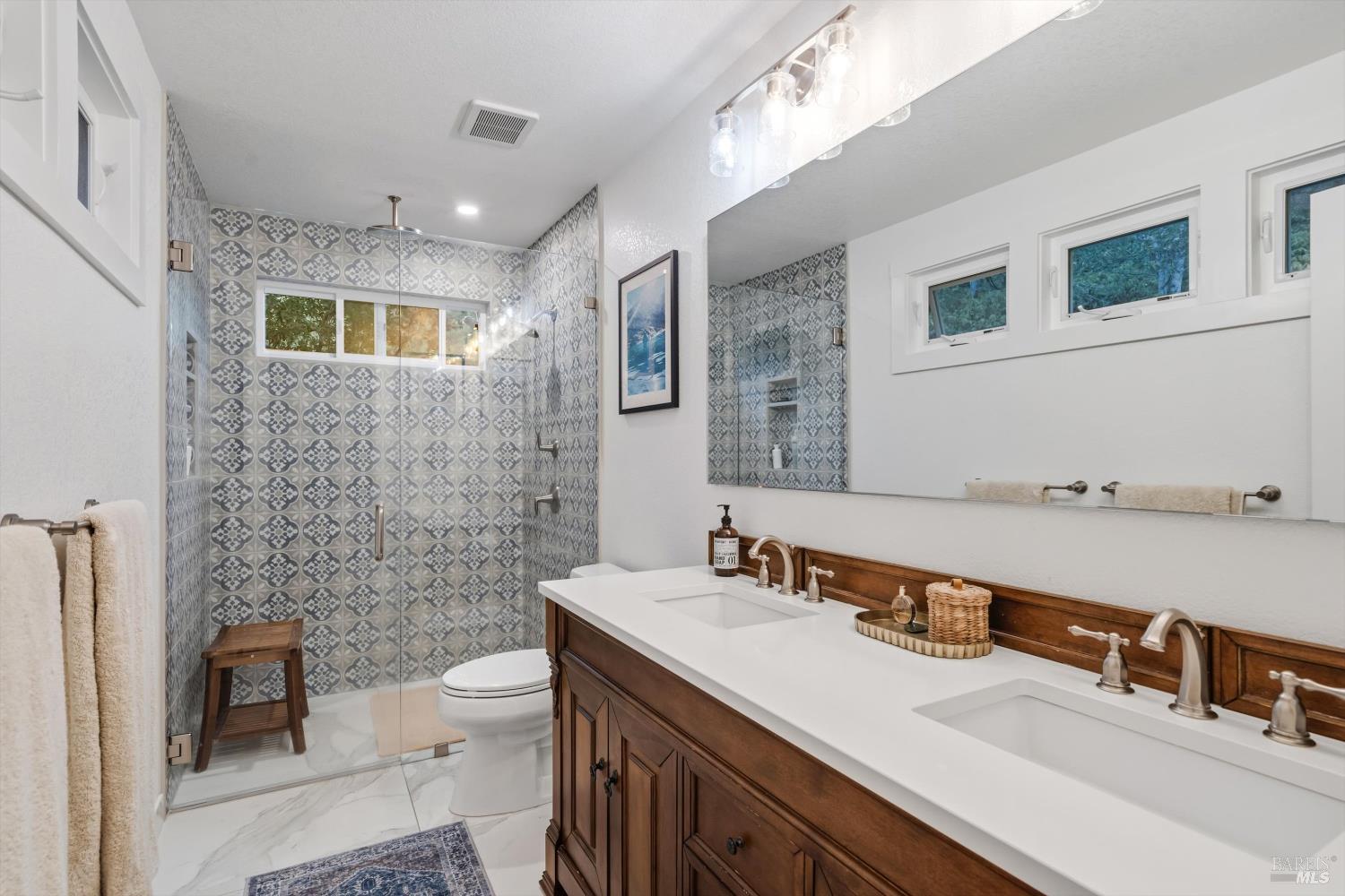 2611 Leslie Road Santa Rosa, CA 95404 - Photo 16 of 51 Gallery Image 16