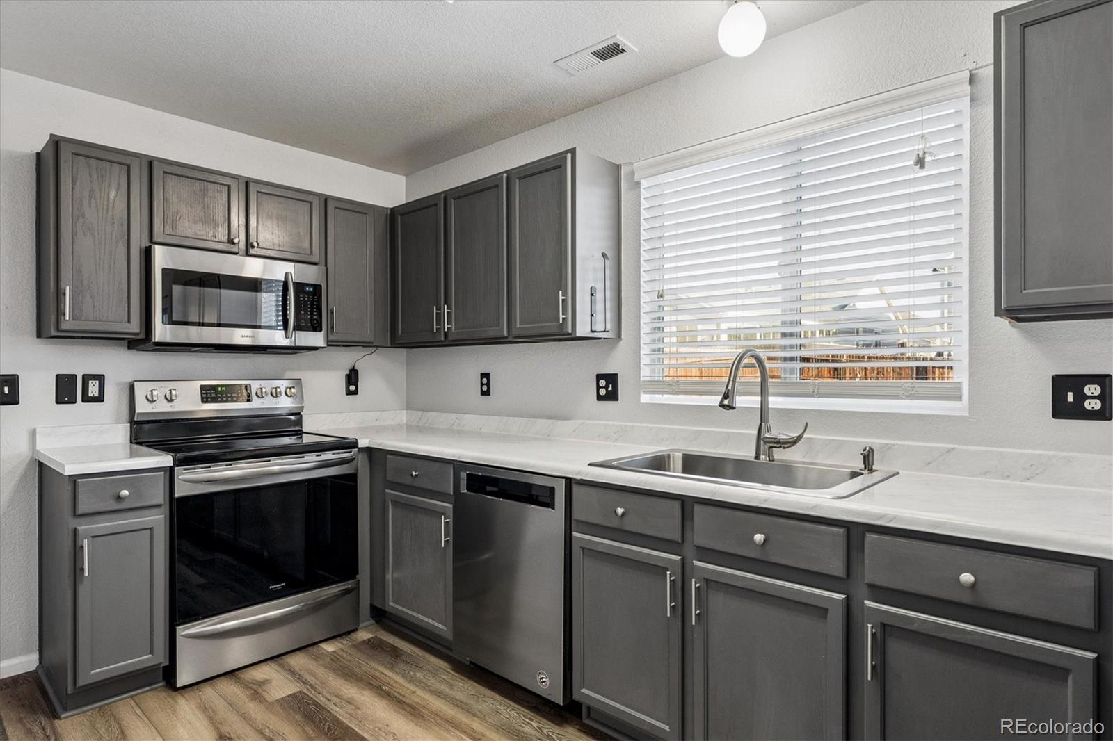 6610 Hannah Rose Road Colorado Springs, CO 80923 - Photo 7 of 21